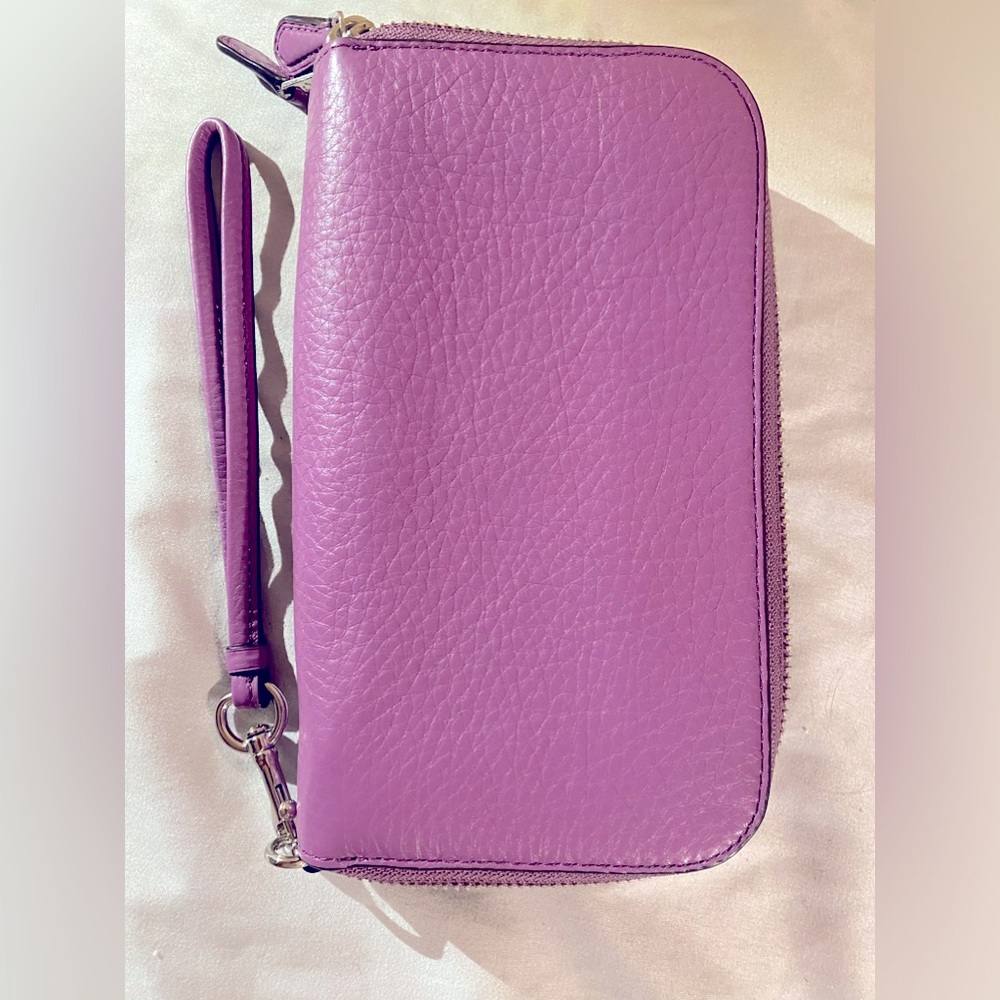Coach wristlet - Picture 7 of 7